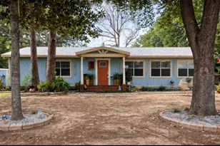 104 W Paradise Dr, Trinity, TX 75862 - Photo 1