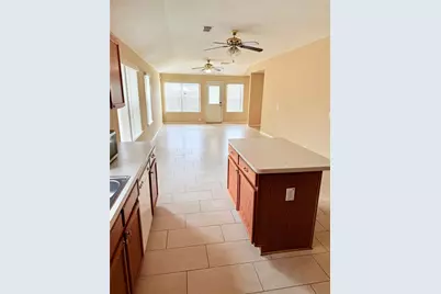 10610 Sugar Place Court, Sugar Land, TX 77498 - Photo 8