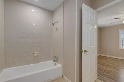 3417 3505 and 3507 Vintage Street, Houston, TX 77026 - Photo 4