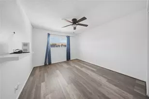 11002 Hammerly Blvd, Houston, TX 77043 - Photo 8