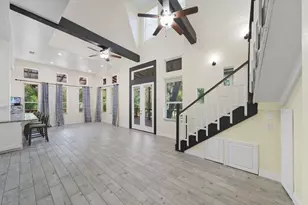 2184 Bear Bottom Dr, Wharton, TX 77488 - Photo 4