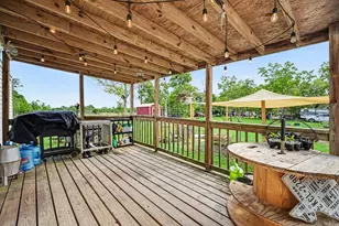 13114 Bethel Ct, Santa Fe, TX 77510 - Photo 2
