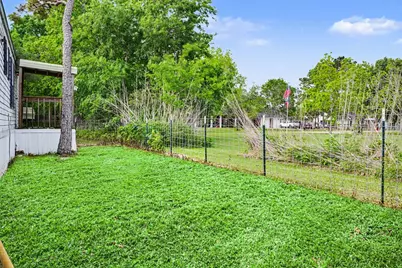 13114 Bethel Court, Santa Fe, TX 77510 - Photo 8