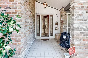 18231 Barbuda Ln, Houston, TX 77058 - Photo 2