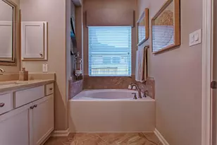 12102 Maple Ct, Santa Fe, TX 77510 - Photo 16
