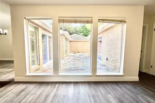 14307 Piping Rock, Houston, TX 77077 - Photo 4