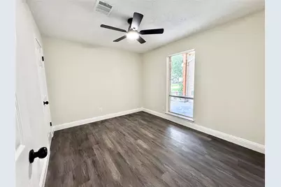 14307 Piping Rock, Houston, TX 77077 - Photo 12