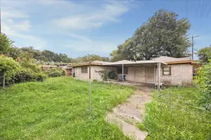 3230 Garapan St, Houston, TX 77091 - Photo 4