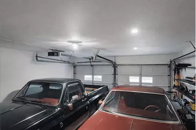 10907 Sageriver Drive, Houston, TX 77089 - Photo 24