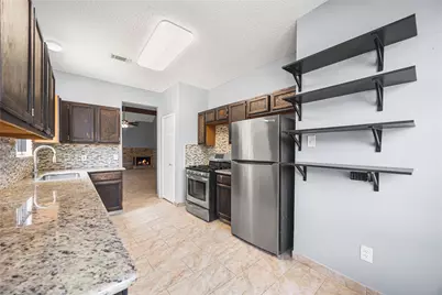8107 Summer Trail Drive, Houston, TX 77040 - Photo 12