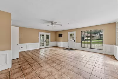 235 Royal Oaks, Huntsville, TX 77320 - Photo 12