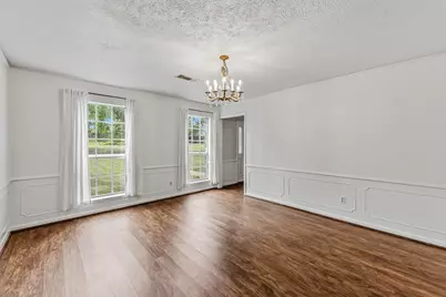 235 Royal Oaks, Huntsville, TX 77320 - Photo 10