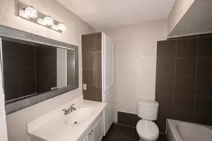 3906 Video St A St, Dickinson, TX 77539 - Photo 10