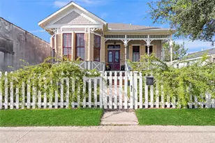 3524 Ball, Galveston, TX 77550 - Photo 2