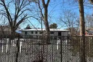 1109 Nugent St, Bowie, TX 76230 - Photo 4