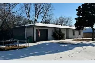 1109 Nugent Street, Bowie, TX 76230 - Photo 2