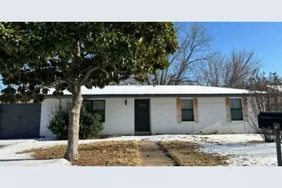 1109 Nugent Street, Bowie, TX 76230 - Photo 1