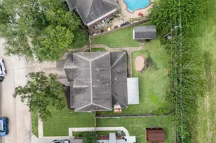 10822 Spruce Dr S, La Porte, TX 77571 - Photo 36