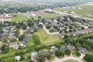 10822 Spruce Dr S, La Porte, TX 77571 - Photo 42