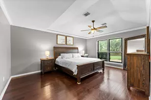 10822 Spruce Dr S, La Porte, TX 77571 - Photo 20