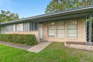 10502 Royal Oaks Dr, Houston, TX 77016 - Photo 2