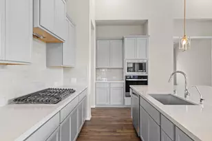 2302 Gleaming Pear Dr, Manvel, TX 77578 - Photo 6