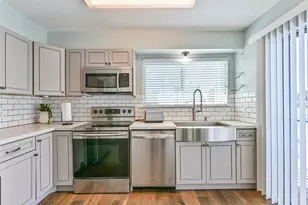 908 Calico Jack Cove, Galveston, TX 77554 - Photo 18