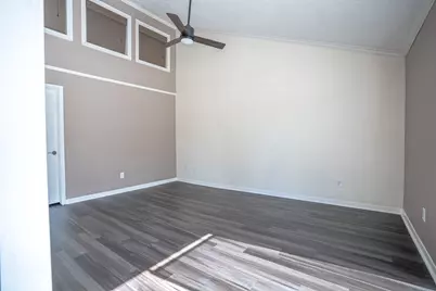 928 Memorial Village Drive #22, Houston, TX 77024 - Photo 10