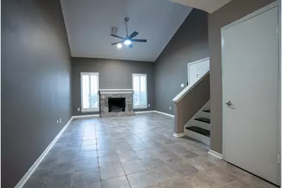 928 Memorial Village Drive #22, Houston, TX 77024 - Photo 4