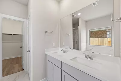 1915 Stargazer Lane, Angleton, TX 77515 - Photo 20