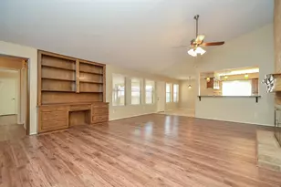 3027 Colonial Dr, Sugar Land, TX 77479 - Photo 18