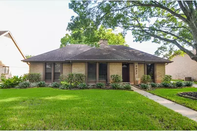 3027 Colonial Drive, Sugar Land, TX 77479 - Photo 2