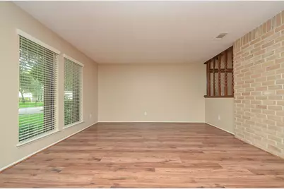 3027 Colonial Drive, Sugar Land, TX 77479 - Photo 8