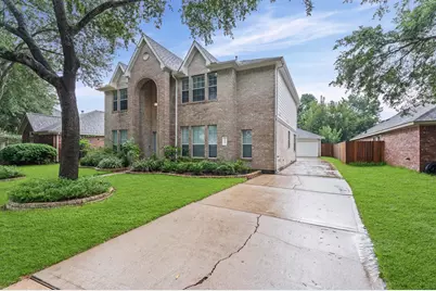 10201 Forest Spring Lane, Pearland, TX 77584 - Photo 2