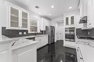 10201 Forest Spring Ln, Pearland, TX 77584 - Photo 8