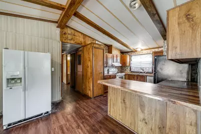 114 Willow, , TX 78123 - Photo 4