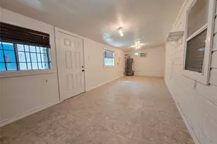 9621 Sweetwater Ln, Houston, TX 77037 - Photo 8