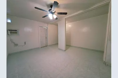 9621 Sweetwater Lane, Houston, TX 77037 - Photo 10