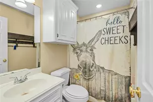 1000 Cardinal Dr, Richwood, TX 77566 - Photo 26