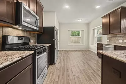 5127 Gulf Stream Lane, Bacliff, TX 77518 - Photo 12