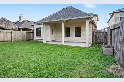 5127 Gulf Stream Lane, Bacliff, TX 77518 - Photo 18