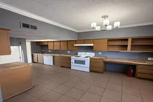 7700 Creekbend Dr, Houston, TX 77071 - Photo 2