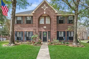 10622 Alderford Ct, Houston, TX 77070 - Photo 2