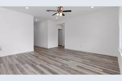 9110 Sunset Marina Way, Iowa Colony, TX 77583 - Photo 14