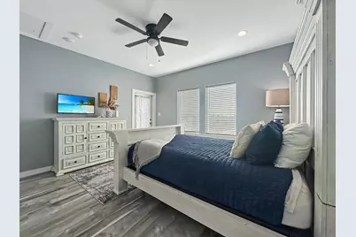 1991 Royalville Court, Crystal Beach, TX 77650 - Photo 18