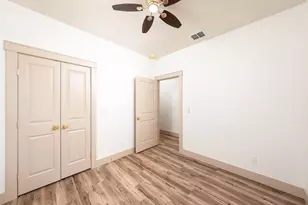 706 Oak Valley Dr, Kerrville, TX 78028 - Photo 28