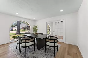 2914 Riata Ln, Houston, TX 77043 - Photo 16