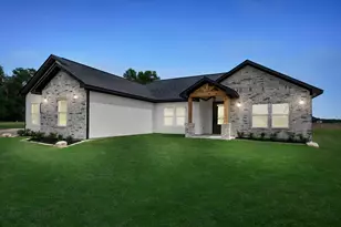 4432 Collton Ln, Franklin, TX 77856 - Photo 2