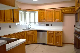 7331 Rancho Mission Dr, Houston, TX 77083 - Photo 10