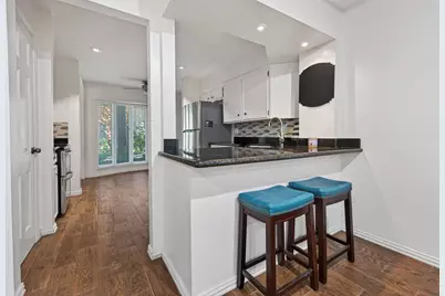 5530 Holly Street #F, Houston, TX 77081 - Photo 12